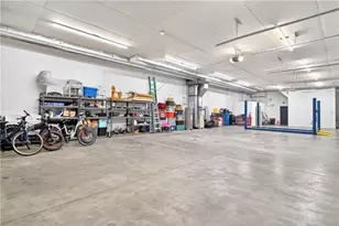 1204 Memorial Blvd, Connellsville, PA 15425 - Photo 9