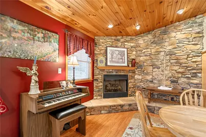 1204 Memorial Blvd, Connellsville, PA 15425 - Photo 43