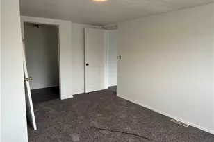 203 Rodilin Dr, Pittsburgh, PA 15235 - Photo 9