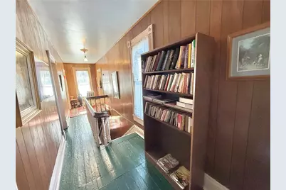 323 Franklin St, Slippery Rock, PA 16057 - Photo 9