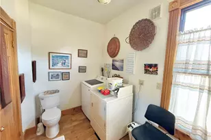 323 Franklin St, Slippery Rock, PA 16057 - Photo 7