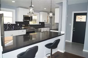 412 Jane St, Jeannette, PA 15644 - Photo 7