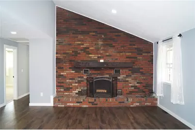 412 Jane St, Jeannette, PA 15644 - Photo 9