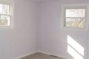 412 Jane St, Jeannette, PA 15644 - Photo 17