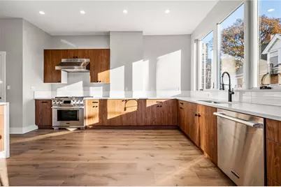 527 Grandview Ave, Pittsburgh, PA 15211 - Photo 17