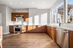 527 Grandview Ave, Pittsburgh, PA 15211 - Photo 17