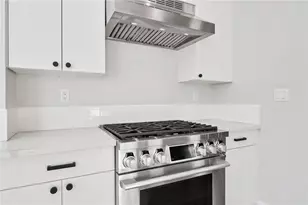 525 Grandview Ave, Pittsburgh, PA 15211 - Photo 17