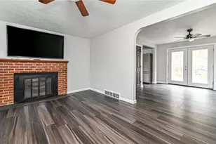 157 Clever Rd, Kennedy Township, PA 15136 - Photo 11