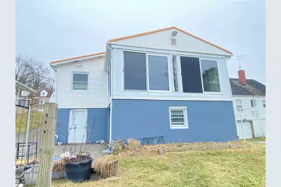 11 Washington Dr, Monessen, PA 15062 - Photo 5