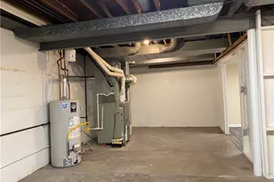 320 Charles Ave, New Kensington, PA 15068 - Photo 15