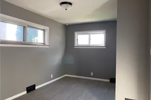 320 Charles Ave, New Kensington, PA 15068 - Photo 9