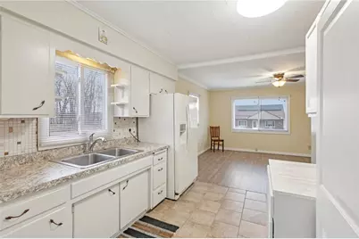 1613 Wooley Ave, New Castle, PA 16101 - Photo 9