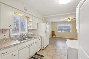 1613 Wooley Ave, New Castle, PA 16101 - Photo 9