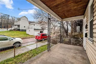 902 Robinson St, McKees Rocks, PA 15136 - Photo 3