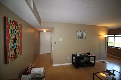 5728 Elwood St #9, Pittsburgh, PA 15232 - Photo 3