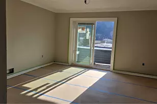 199 Broadway Ave, Lower Burrell, PA 15068 - Photo 1