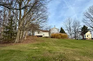 2549 W Hardies Rd, Hampton, PA 15044 - Photo 27