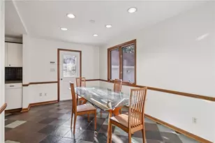 2549 W Hardies Rd, Hampton, PA 15044 - Photo 15