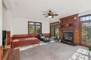 2549 W Hardies Rd, Hampton, PA 15044 - Photo 5