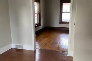 207 Hickory Way, Ellwood City, PA 16117 - Photo 3