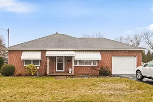 403 Rebecca St, Somerset Township, PA 15501 - Photo 3