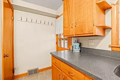 403 Rebecca St, Somerset Township, PA 15501 - Photo 11
