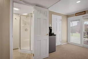 625 Ray Dr, Carnegie, PA 15106 - Photo 25