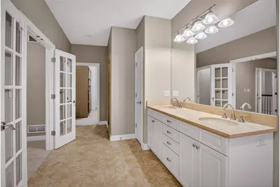 402 Georgetowne Ct, Pine Township, PA 15090 - Photo 25