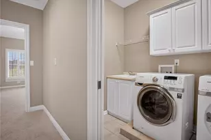 402 Georgetowne Ct, Pine Township, PA 15090 - Photo 29