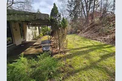 221 Thornberry Drive, Pittsburgh, PA 15235 - Photo 23