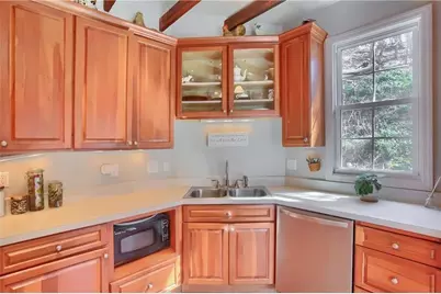 450 Kilbourne St, Pittsburgh, PA 15207 - Photo 3