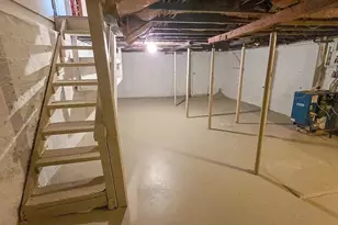 610 Dawson St, Wall Boro, PA 15148 - Photo 27