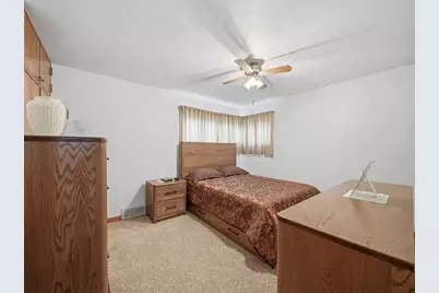 2039 Circle Drive+3 Car Garage, Hopewell Township, PA 15001 - Photo 17