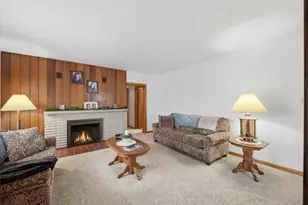 2039 Circle Drive+3 Car Garage, Hopewell Township, PA 15001 - Photo 11