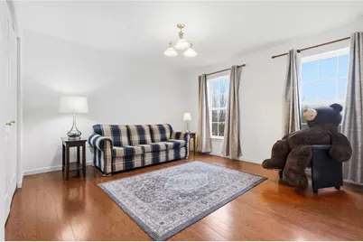 310 Village Dr, Adams Township, PA 16046 - Photo 33