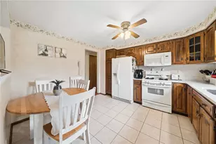 113 Skyview Dr, Penn Twp, PA 15644 - Photo 9