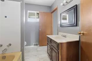 1809 Garfield St, Aliquippa, PA 15001 - Photo 17