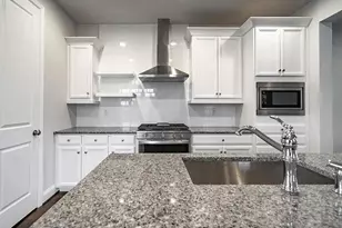 405 Larks, Cranberry Township, PA 16066 - Photo 11