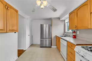 566 Dorchester Ave, Pittsburgh, PA 15226 - Photo 13