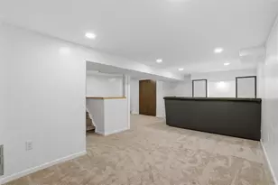 3464 Pleasantvue Dr, Pittsburgh, PA 15227 - Photo 21