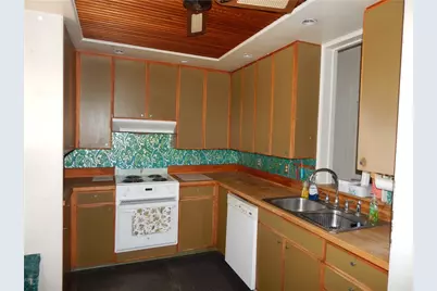 221 Sunset Dr, Wilkins Township, PA 15235 - Photo 17