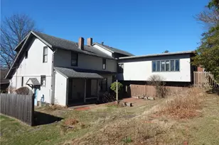 221 Sunset Dr, Wilkins Township, PA 15235 - Photo 5