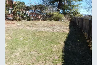 221 Sunset Dr, Wilkins Township, PA 15235 - Photo 7