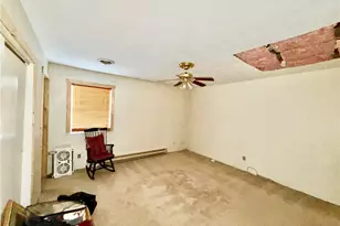 205 Michael Dr, South Union Township, PA 15401 - Photo 9