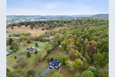 837 Magnolia Ln, Hempfield Township, PA 15639 - Photo 35