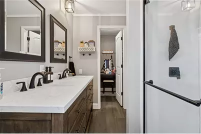 837 Magnolia Ln, Hempfield Township, PA 15639 - Photo 17