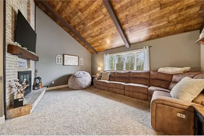 837 Magnolia Ln, Hempfield Township, PA 15639 - Photo 3