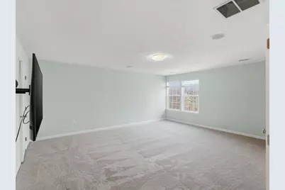 1885 Pioneer Dr, Pittsburgh, PA 15143 - Photo 17