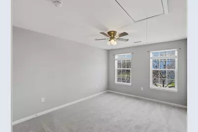 1885 Pioneer Dr, Pittsburgh, PA 15143 - Photo 25