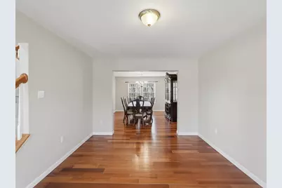 1885 Pioneer Dr, Pittsburgh, PA 15143 - Photo 5